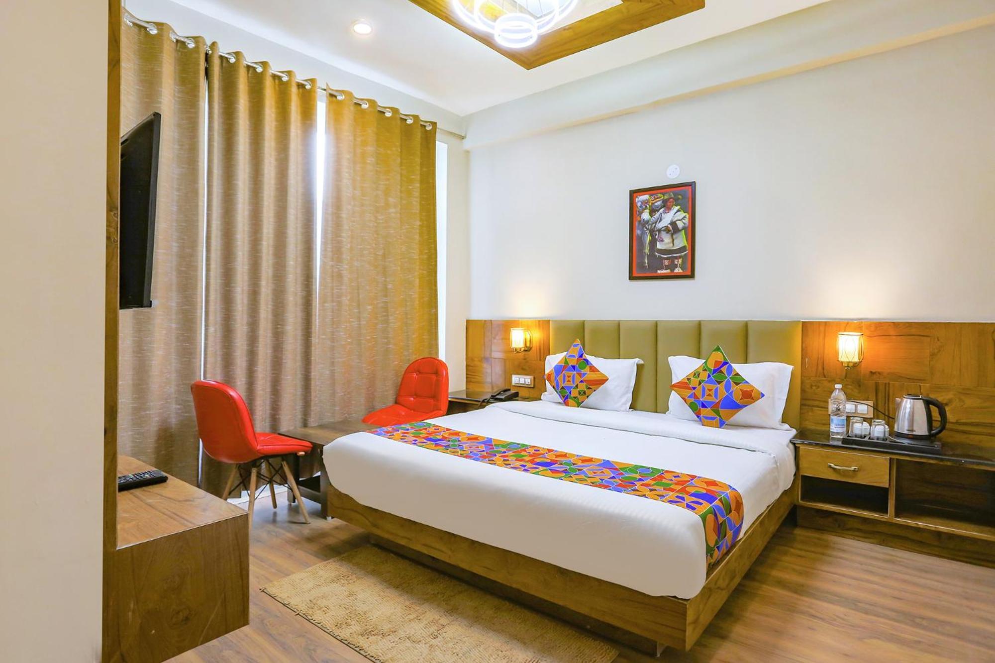 Fabhotel Outhills Manāli Exterior foto